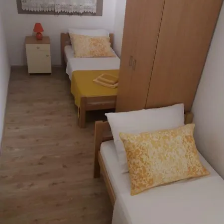 Apartment Nehaj Kastela Exterior photo